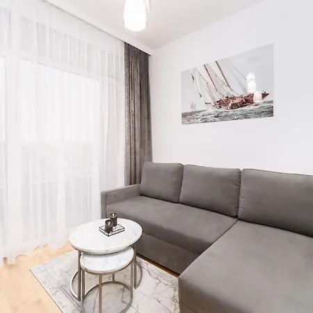 Apartment Marengo Z Basenem Letnim By Holidaysun Sianożęty